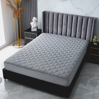 Polyester Micro Peach Quilting Waterproof Mattress Protector