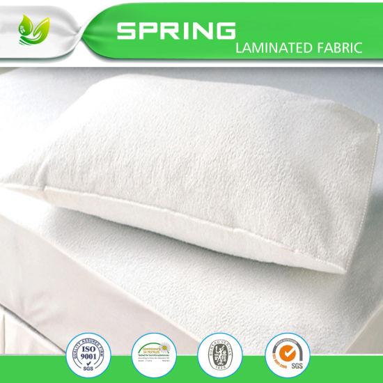 Zippered Pillow Protector with Breathable Smooth Surface